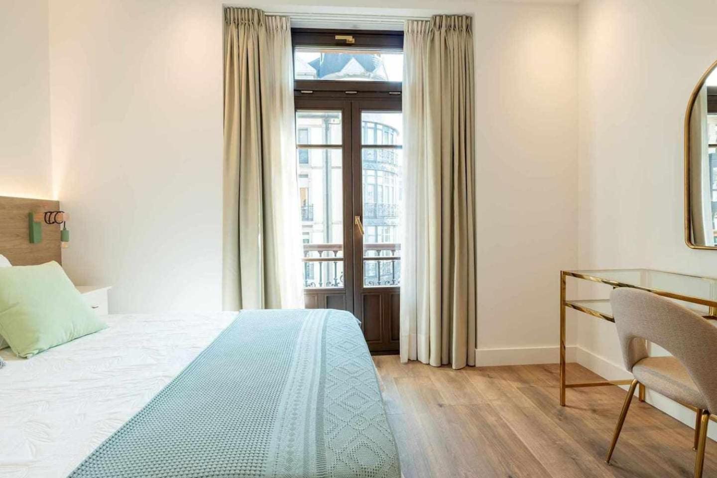 El Mirador De Uria Apartamento *